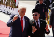 trump Malaysia އޭޝިއަން ސަމިޓުގައި ބައިވެރިވުމަށް ޓްރަމްޕް 8 އަހަރު ފަހުން މެލޭޝިއާއަށް، ފޮޓޯ: އެފްއެމްޓީ