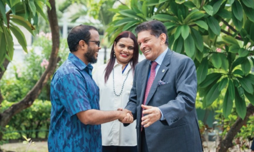 ބަންގްލަދޭޝްއިން ރާއްޖެއަށް 20،000 ގަސް ހަދިޔާކުރުން، ފޮޓޯ: ފޮރިން މިނިސްޓްރީ