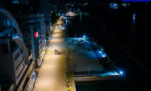 ބޮޑުތަކުރުފާނުމަގު ތަރައްޤީކުރުމުގެ ފުރަތަމަ ފިޔަވަހީގެ މަސައްކަތުގެ ތެރެއިން، ފޮޓޯ: އެމްޓީސީސީ