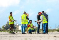 ގުޅިފަޅުން ދޫކޮށްފައިވާ ގޯތިތަކުގެ އިން ވަކިކުރުމުގެ މަސައްކަތް ކުރަނީ، ފޮޓޯ: ޕީއެސްއެމް ނިއުސް