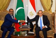 ރާއްޖެއާއި މިޞްރާ ދެމެދު ސިޔާސީ ގޮތުން އެއްބާރުލުން ދިނުމުގެ އެއްބަސްވުމެއްގައި ސޮއިކުރުން، ފޮޓޯ: ފޮރިން މިނިސްޓްރީ