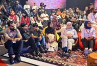 "ޔޫތު ކޮފީ ވިތް ޕްރެޒިޑެންޓް"ގައި، ފޮޓޯ: ރައީސް އޮފީސް